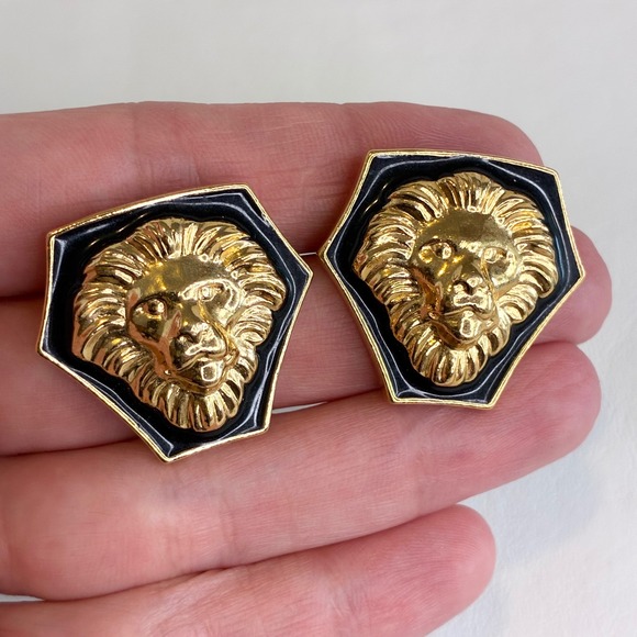 Avon Jewelry - Vintage Avon Lion Head Earrings Gold Tone Black Enamel Shield Studs